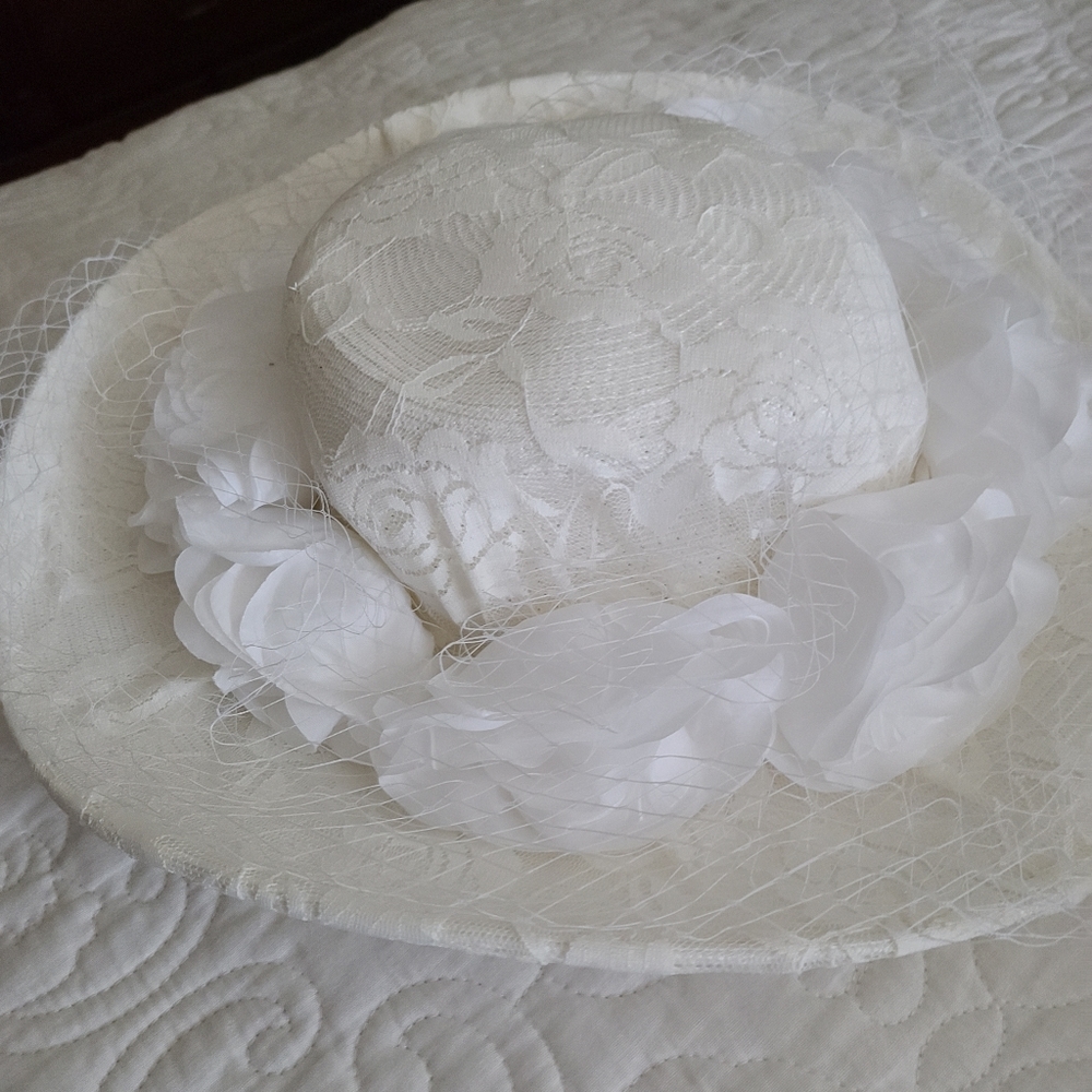 Ladies Church/Derby hat